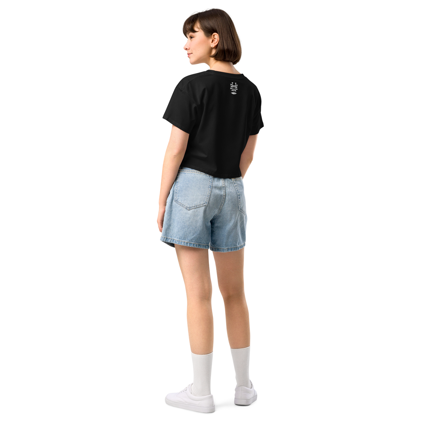 No Map, Just a Guide: Women’s Crop